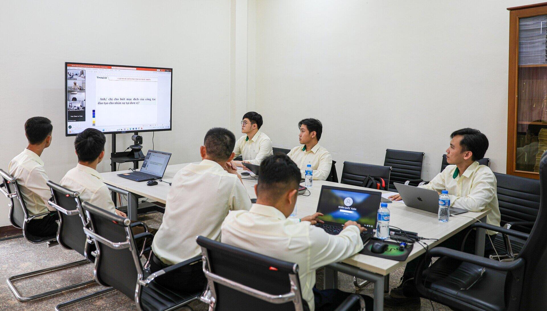 Banner truyền thông