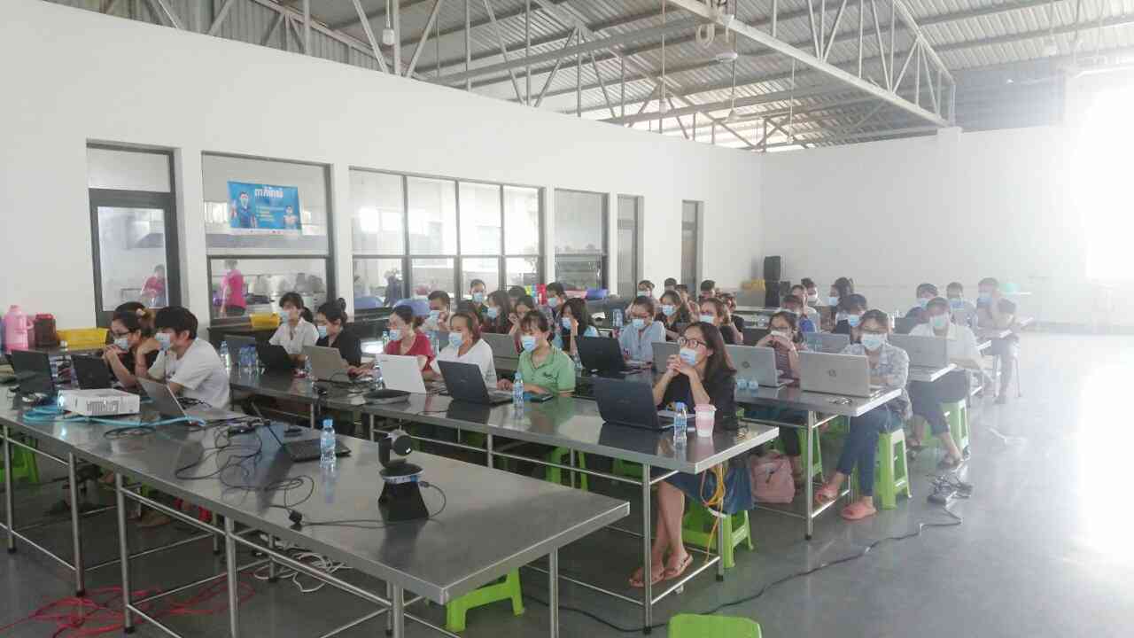 Khai giảng lớp học tiếng Khmer cho cán bộ nhân viên