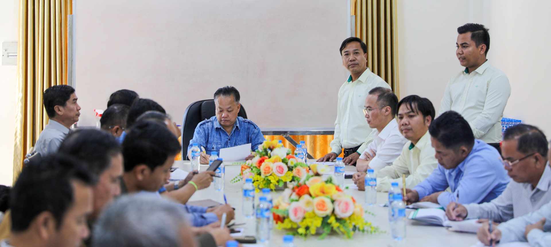Ban Thường vụ Tỉnh ủy, Phó Chủ tịch tỉnh Attapeu cùng đoàn công tác thăm, làm việc tại KLH HAGL AGRICO Lào
