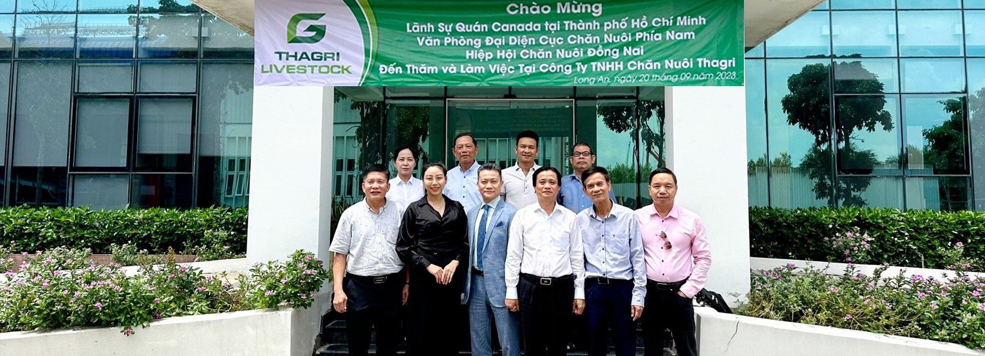 Đoàn Lãnh sự quán Canada tại TP.HCM đến thăm và làm việc tại THAGRI LIVESTOCK